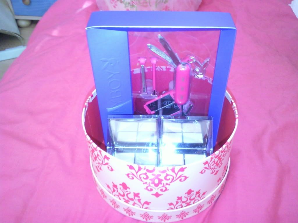 Hamper1front.jpg