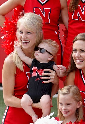 huskersbabe_zpsb4cd6861.jpg
