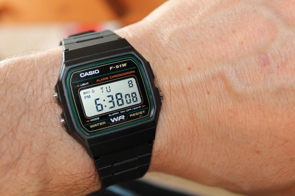 casio f81w